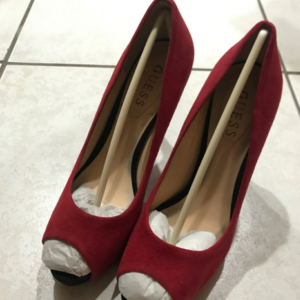 GUESS woman's tricolor suede pumps - Picture 3 of 7